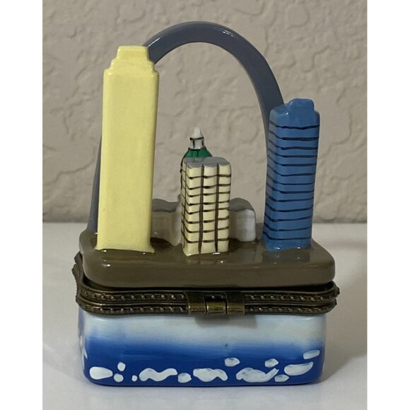 St. Louis Arch Ceramic Hinged Trinket Box w Paddle Boat Missouri Travel Souvenir - Picture 3 of 13